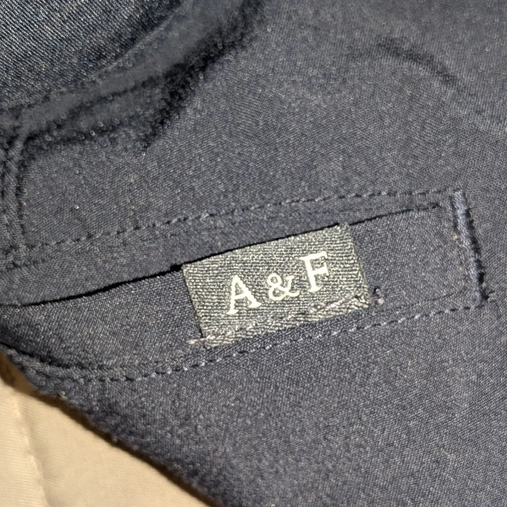 Abercrombie Kids Boys Navy Blue Performance Chino Shorts Size 9/10 Uniform